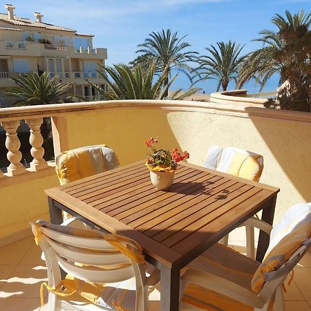 Estupendo Apartamento En Primera Linea De Playa Y Con Vistas Al Mar デニア エクステリア 写真