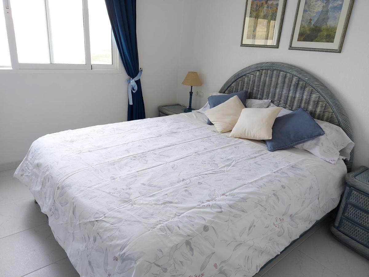 Estupendo Apartamento En Primera Linea De Playa Y Con Vistas Al Mar デニア エクステリア 写真